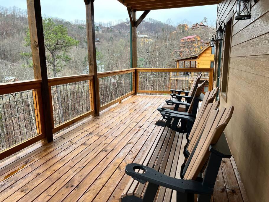 גטלינבורג * * 4 Master Bedrooms, Views, Theater, Arcade, Evc מראה חיצוני תמונה